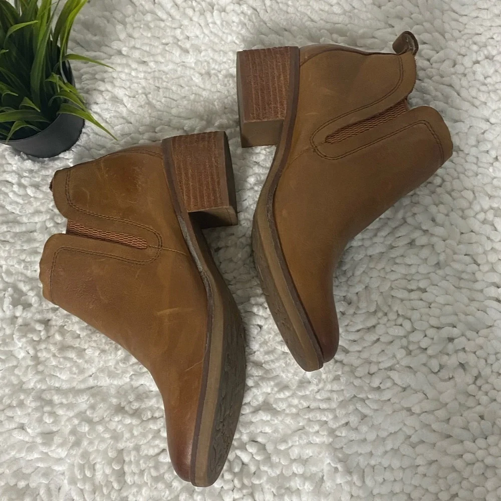 Korks by Kork-Ease Genuine Leather Cognac Tan Brown Ankle Boots, 6.5 or 6 1/2